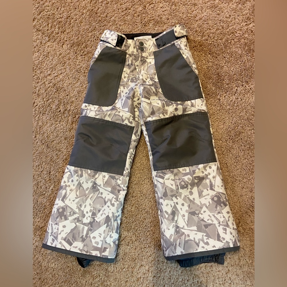 Boys snow pants XS